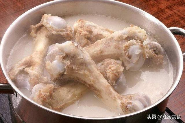 风来客牛肉味营养骨:熬牛大骨头汤怎么没有牛肉味？
