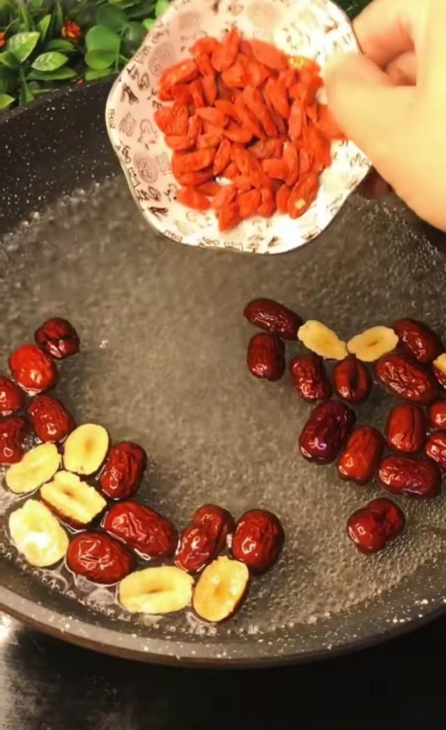 糖水鸡蛋(糖水鸡蛋的做法)