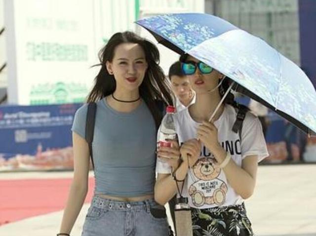 媚珠:请问女人最吸引男人的是什么？