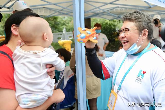 韩红首认初恋:中、老年再见到初恋是什么感受？