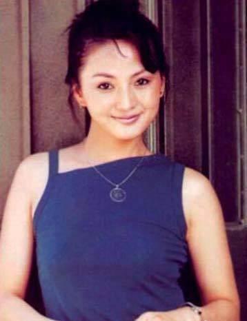 女演员董洁:你们会觉得董洁和胡冰卿长相接近，从而傻傻分不清吗？
