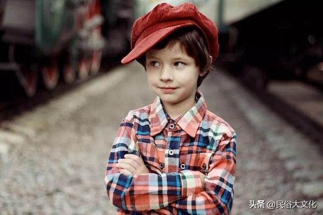 挣钱真的好累,可是还是没办法,必须努力拼搏,为了什么？