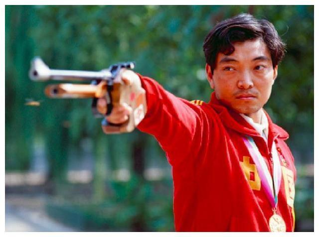 风云人物:你中学时期学校的“风云人物”如今过得怎样？