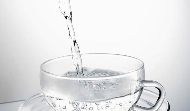 温水可以放冰箱吗