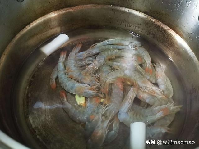 柱侯酱一般炒什么菜用，花生酱、柱侯酱、海鲜酱怎样炒才味道好