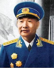 邵华将军:历史上有哪些名人是同学，或者是亲戚？