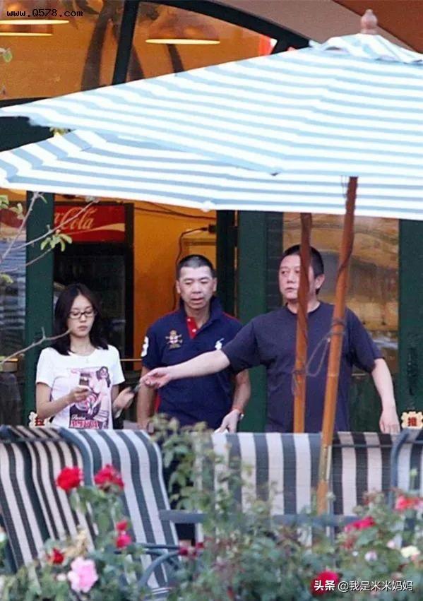 陈凯歌老婆:你认为国内导演，谁的恋爱史最丰富多彩？