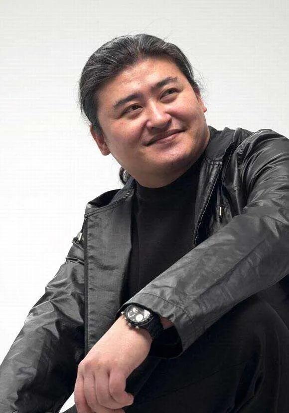 刘欢简历:刘欢和费玉清论音乐才华，谁更高一筹？