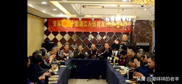 超级微信<a href=https://maguai.com/list/269-0-0.html target=_blank class=infotextkey>红包群</a><a href=https://maguai.com/list/34-0-0.html target=_blank class=infotextkey>小说</a>:那些一起当兵的战友，有多少现在还联系(梦见当兵时的战友)