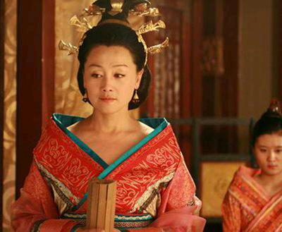 审其食:四月甲辰，汉高祖刘邦在长乐宫驾崩，为何四日不发丧？