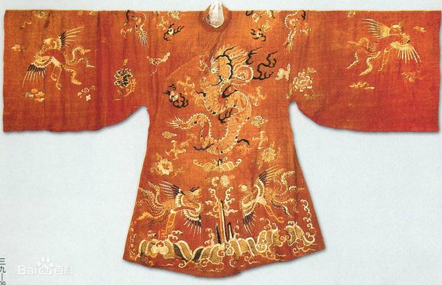 南宁花鸟市场湘缘刺绣画馆:我国四大名绣之一的“湘绣”有哪些特点？