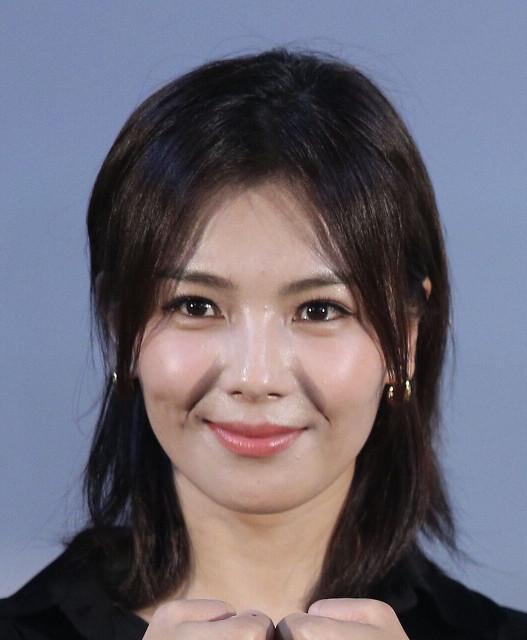 刘涛丈夫:王珂被曝再欠600万巨款，跨界歌手刘涛：我累了。你怎么看？