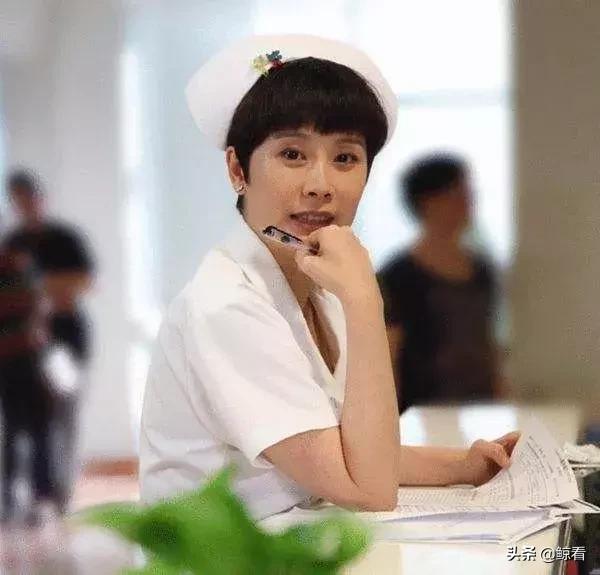 梁静老公:“国民媳妇”当众“卖惨”，中年女演员到底值不值得同情？