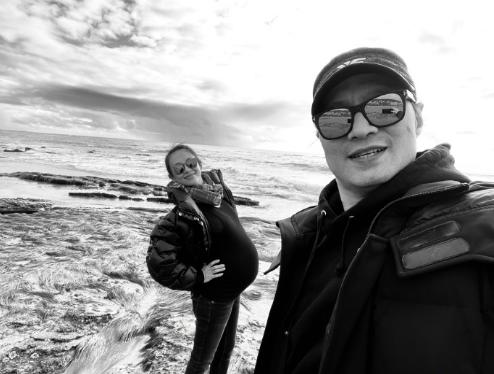 汪峰比章子怡大几岁:为什么说和章子怡结婚后，汪峰变化巨大？