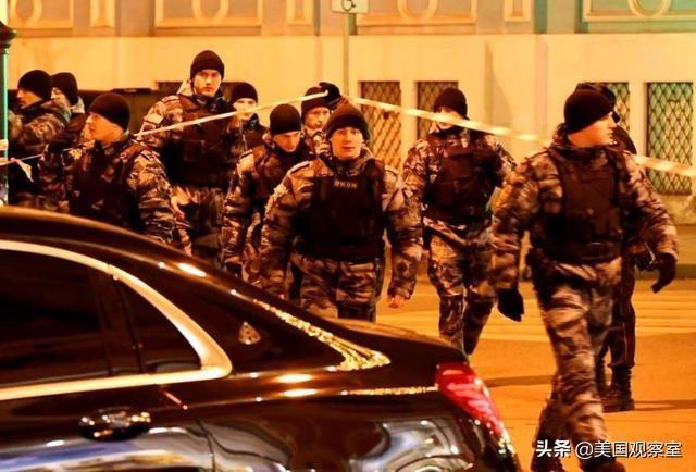 启东暴乱:克格勃总部大楼被男子突袭，造成多人死亡，是什么人这么大胆