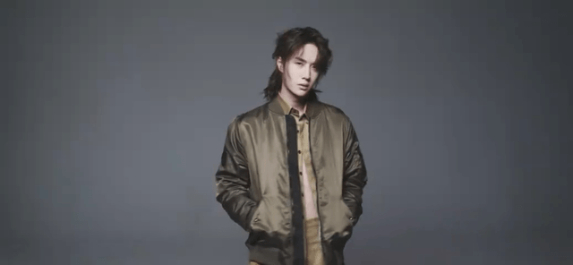王一博背影封面:如何评价王一博登上封面的《时装男士》3月刊