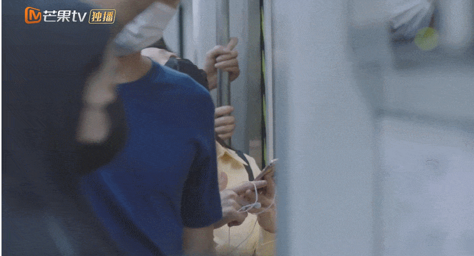 我在他乡挺好的一共多少集:《我在他乡挺好的》里的胡晶晶，为什么看起来阳光，却选择自杀？
