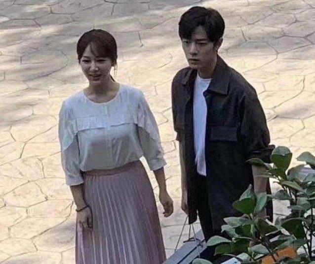 张亚东是女神收割机吗:现在娱乐圈谁的人脉最广？是何炅吗？