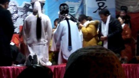 下葬时不好的预兆,为何棺材下葬途中不能落地？