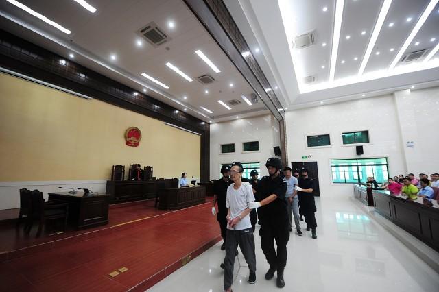 霍金斯死亡30秒全程:死刑犯是如何被执行死刑的 ? 他们被执行死刑前是什么状态呢？
