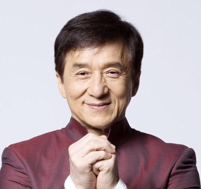 龙五的扮演者:周润发是二哥，向华强是三哥，谢贤是四哥，谁是大哥和五哥？