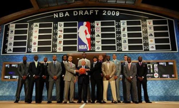 2003年nba选秀最强阵容 21世纪NBA最强选秀年是200