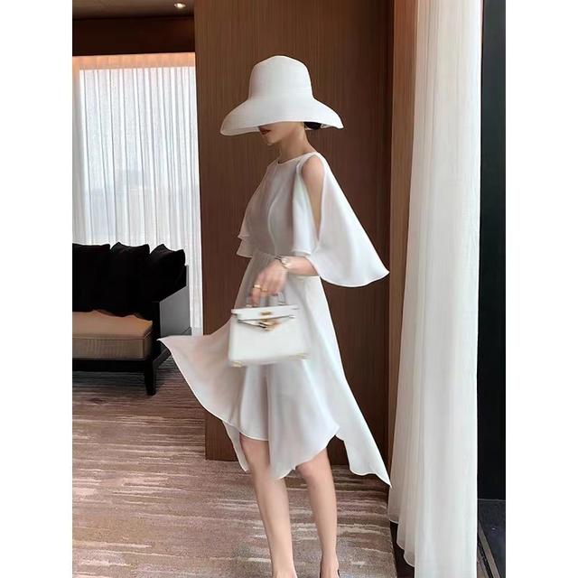 开服装店学习吗(女生开服装店学习吗)