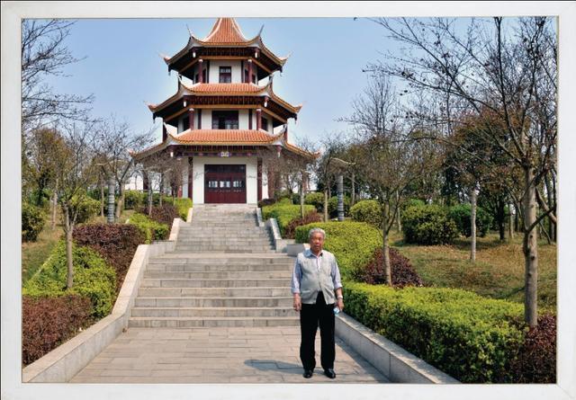 朱丽倩年轻时照片:慈禧太后年轻时长什么样子？