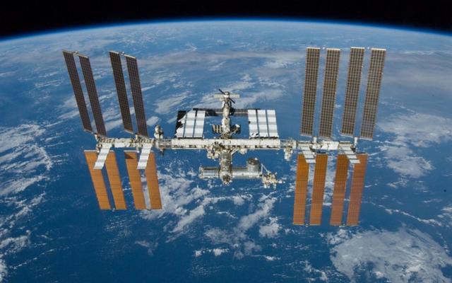 和平号空间站:中国空间站为什么不会掉下来