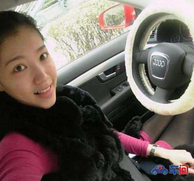 马蓉晒卖萌自拍:王宝强马蓉离婚案在网上整的纷纷扬扬，这样真的好吗