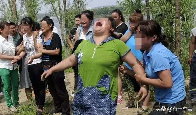 1 9昆明无头无四肢女尸事件，杭州来某某失踪案中，作案的工具会不会跟之前鸭子屠宰工作有关
