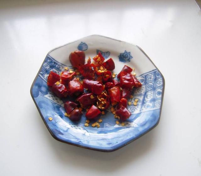 辣鸡面,辣鸡面怎样炒辣鸡才好吃？
