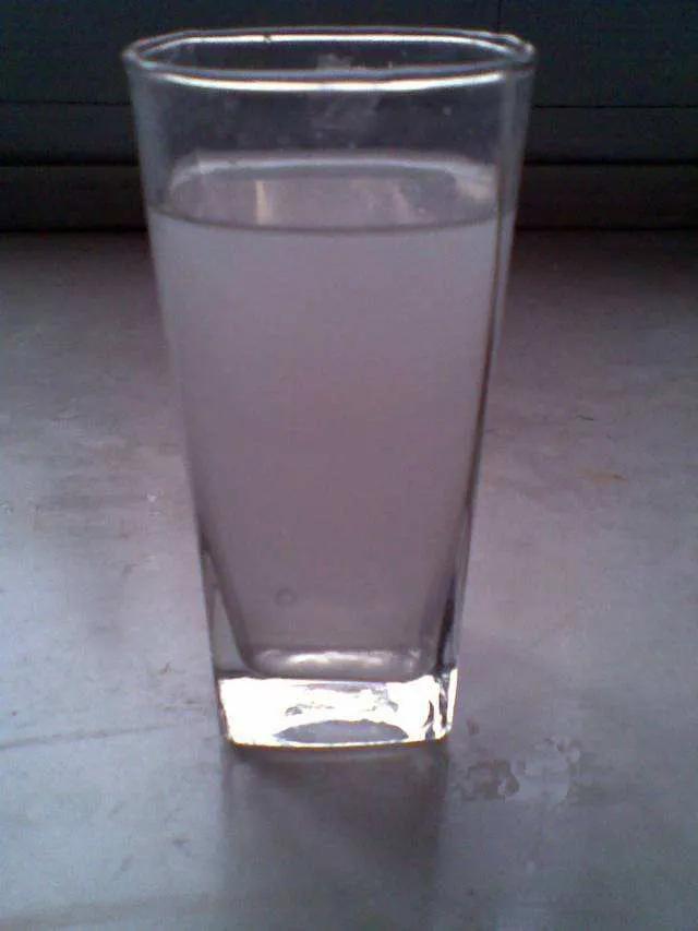 判断房子干净最快方法,如何判断家里自然水水质的好坏？