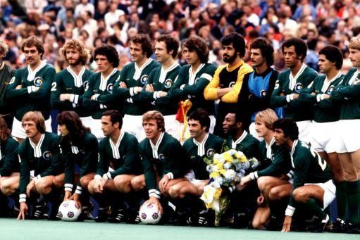 迄今为止，足球史上最难超越的十大巨星球员都有谁？插图114