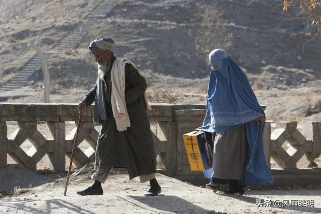 阿富汗女性无法在正式场合上班？，对待阿富汗塔利班，大家是怎么看的