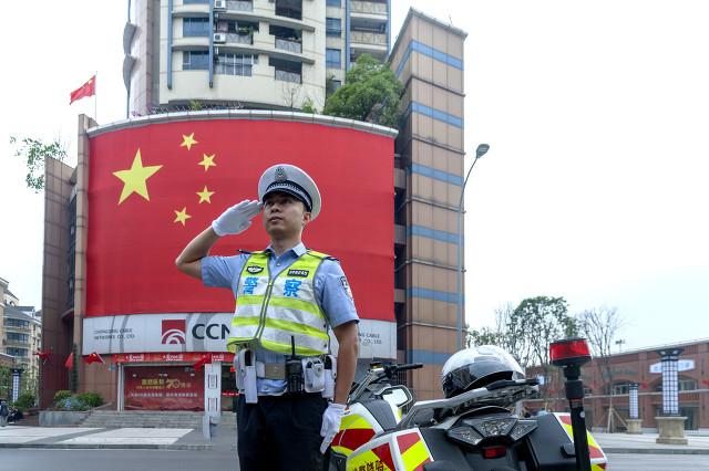 辅警这种职位有编制吗，在派出所当辅警，怎么考警察有编制