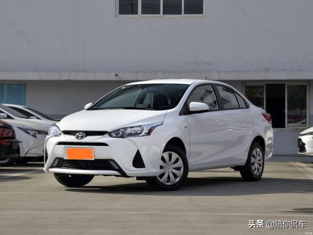 家用车,10万能买什么车？希望车能省心点,油耗低点？