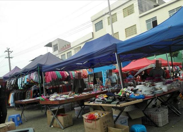 成都摆地摊<a href=https://maguai.com/personal/ target=_blank class=infotextkey><a href=https://maguai.com/group/ target=_blank class=infotextkey>微信群</a></a>:成都可以摆地摊，交通拥挤，门面无人租，这是社会的进步吗(兰州哪里可以摆地摊)