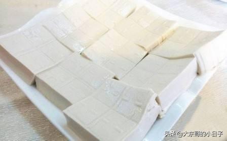 龙须凤爪:有哪些菜，明明非常便宜，但是做好之后，看着有种非常贵的感觉