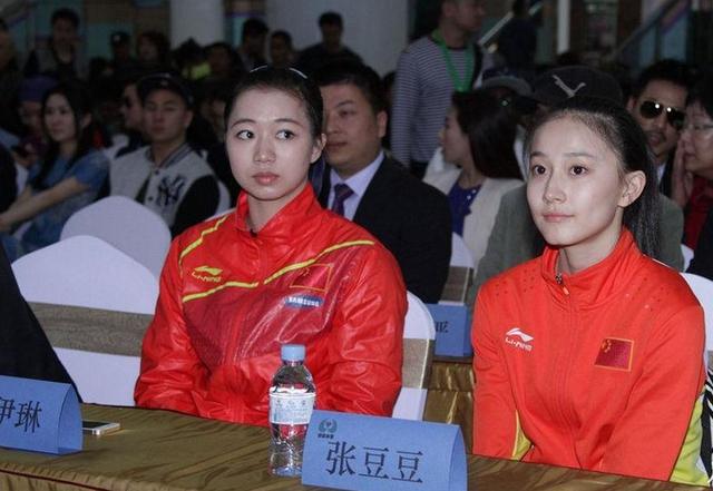 周晓兰:中国女运动员里面哪个最好看？男运动员哪个最帅？