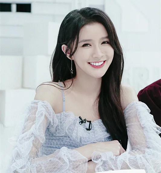陈数为杨丽萍发声:李若彤发文挺杨丽萍，你对不结婚的艺人怎么看？