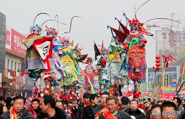 河南农村庙会斗狗现场视频:今年河南滑县火神庙会，有社火表演么？