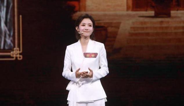 蔡紫主持人:《中央广播电视总台2019主持人大赛》，你最喜欢谁？为什么？