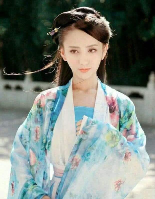 李钰个人资料图片:女人换头像是在暗示什么吗？