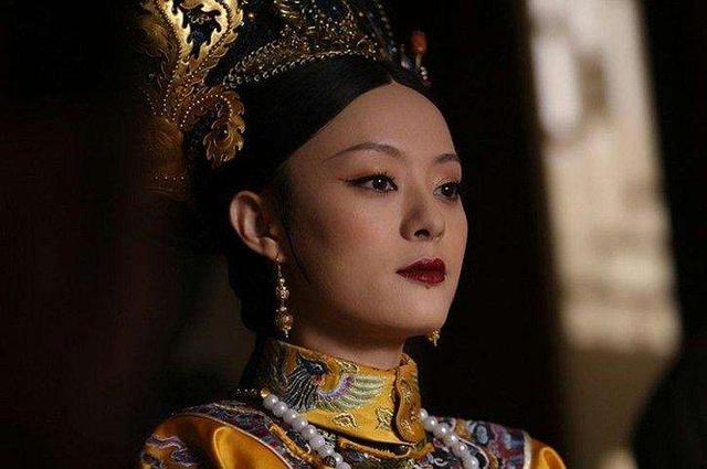藏獒情未了演员表:《甄嬛传》中，甄嬛为何没有答应温实初远走高飞，而是执意回宫？