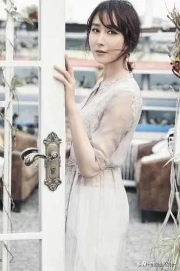 胡静老公:章子怡胡静袁泉等中戏六朵金花现在发展如何？