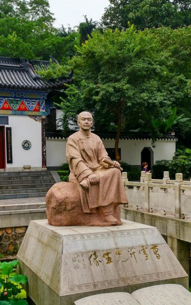 曹雪芹家族也是八旗人吗？那是什么原因被抄家呢？