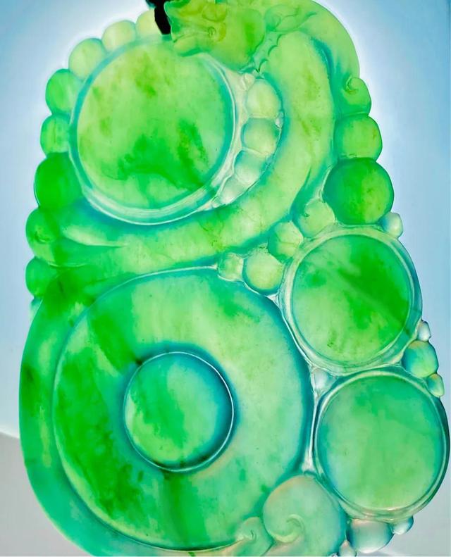 什么玉最值钱图片,哪些珠宝是越戴越值钱的？