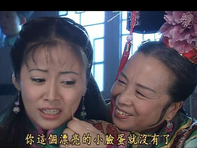 双人床条约演员表:你在外面打工租房子时，有过哪些尴尬的经历？