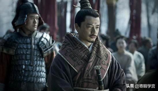 林峰钻裤裆哪一集:手握十万大军，控制一半疆土，韩信为何对刘邦言听计从？